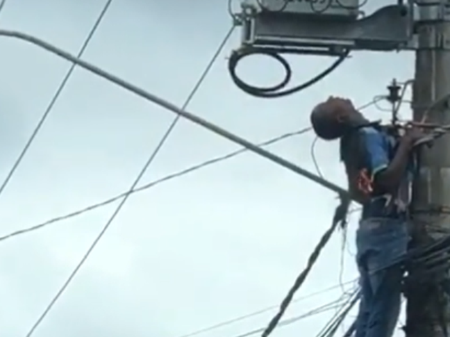 Laudo aponta que poste junto a grade que corredora encostou e sofreu  descarga elétrica estava energizado, Bauru e Marília