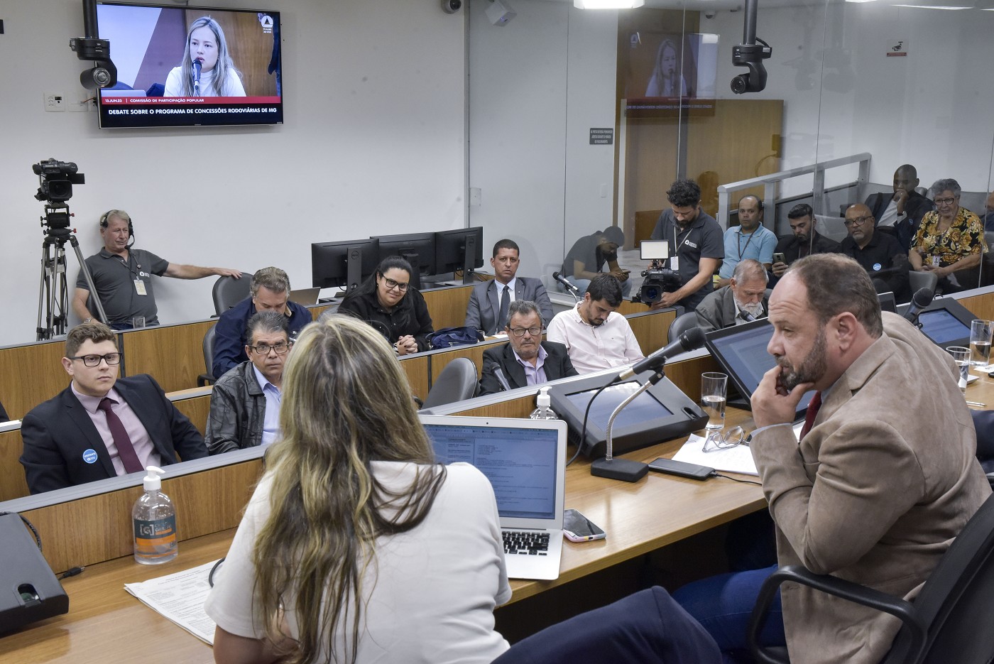 Lideranças debatem o Programa de Concessões Rodoviárias de Minas Gerais